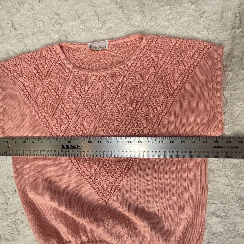 Vintage T. R. Bentley Short Sleeve Embroidered Knit Sweater Pullover Pink Beachy - Picture 4 of 8